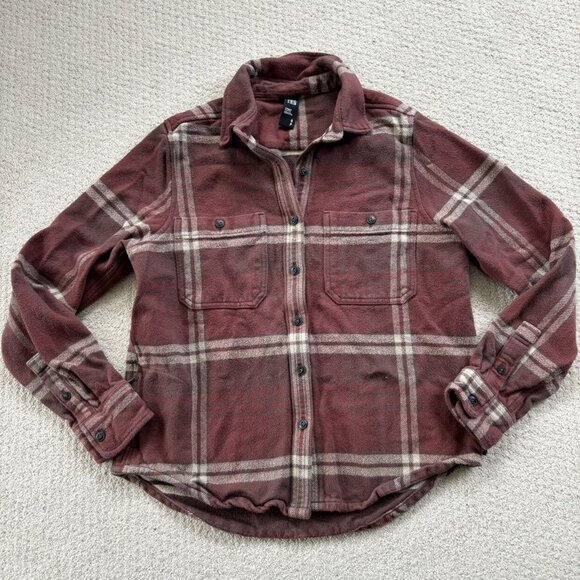 Mountain Hardwear Plaid Shacket - Picture 1 of 5